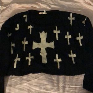 Cross crop sweater